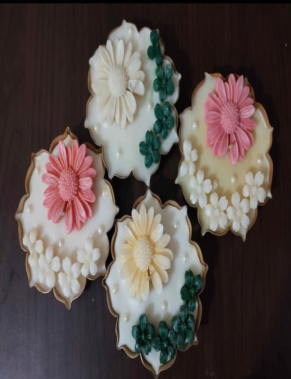Lotus Urli Scented Candle