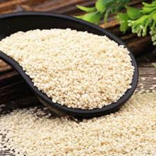 Hulled sesame seeds